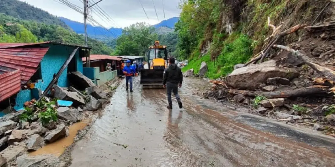 Continúa suspendido el paso de Mérida hacia Trujillo y Barinas