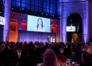 María Corina Machado recibió la medalla de  oro de la Americas Society