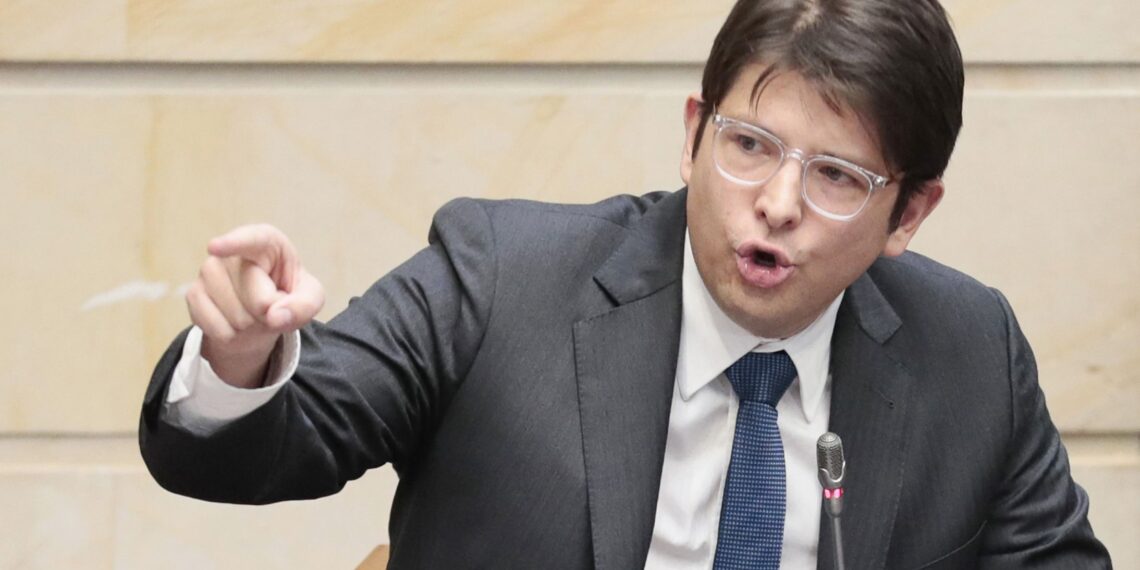 Atentaron contra el senador y precandidato presidencial colombiano Miguel Uribe Turbay