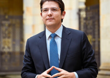 Miguel Uribe en estado crítico, manteniendo condición de «extrema gravedad»