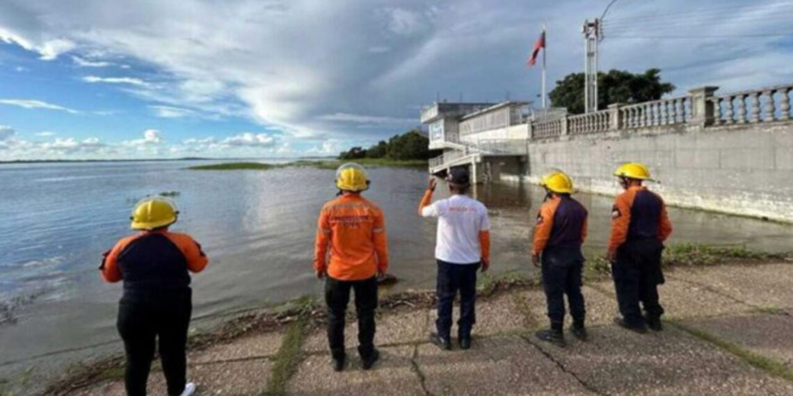 Autoridades decretan «alerta amarilla» en el río Orinoco