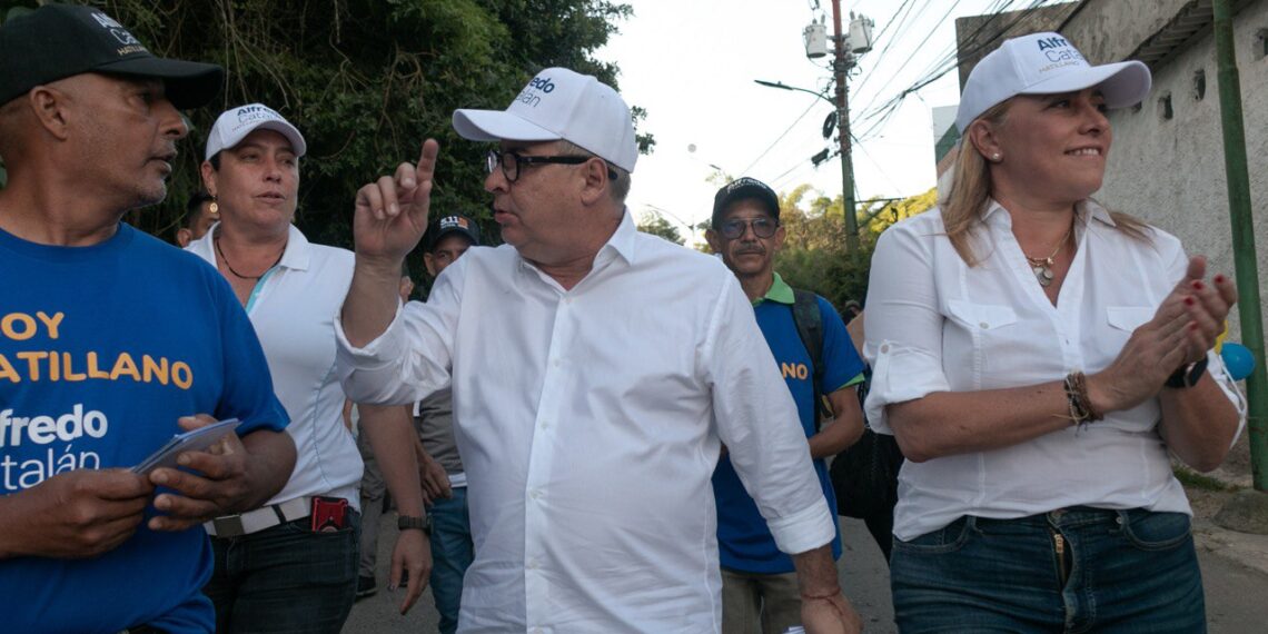 “Hatillanidad en acción: Alfredo Catalán y su fórmula vecinal para recuperar El Hatillo”