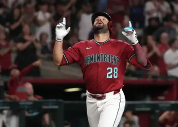 Eugenio Suárez rompió récord con su cuarto título como Jugador de la Semana