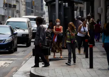 Gobierno pide tomar medidas preventivas ante nueva variante del Covid-19