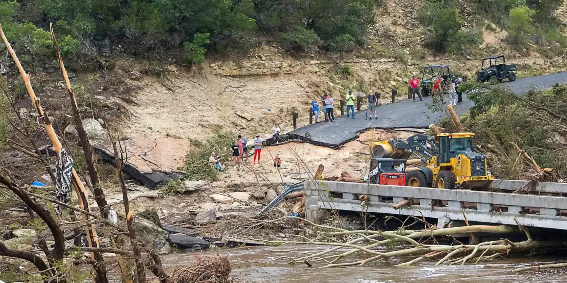 Al menos 82 los fallecidos en Texas por las inundaciones