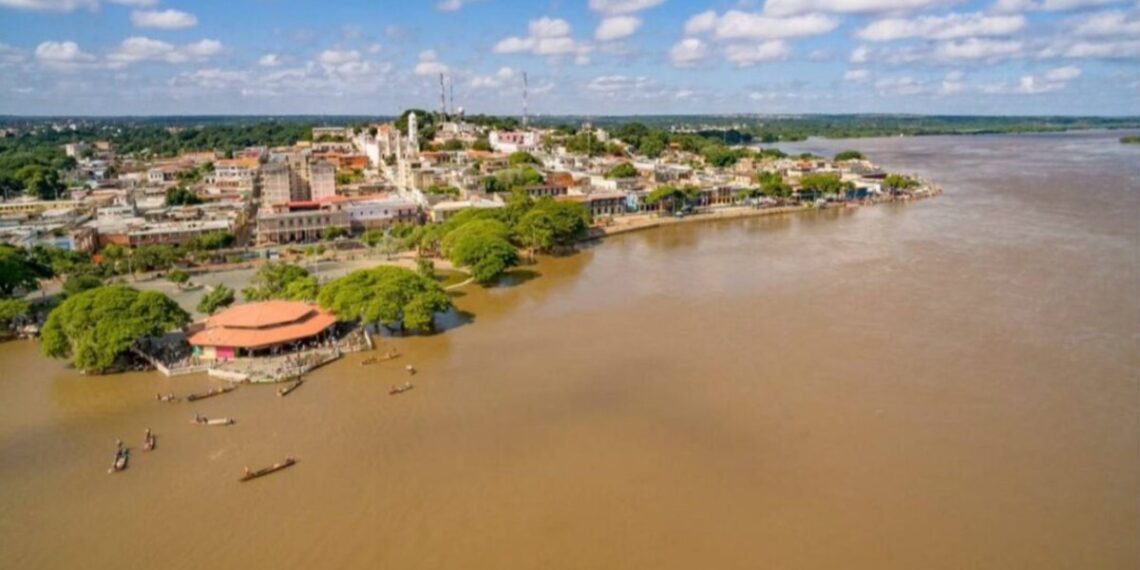 El río Orinoco alcanza nivel de alerta roja en Caicara