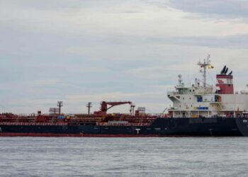 Dos buques fletados por Chevron con petróleo venezolano llegaron a EE UU