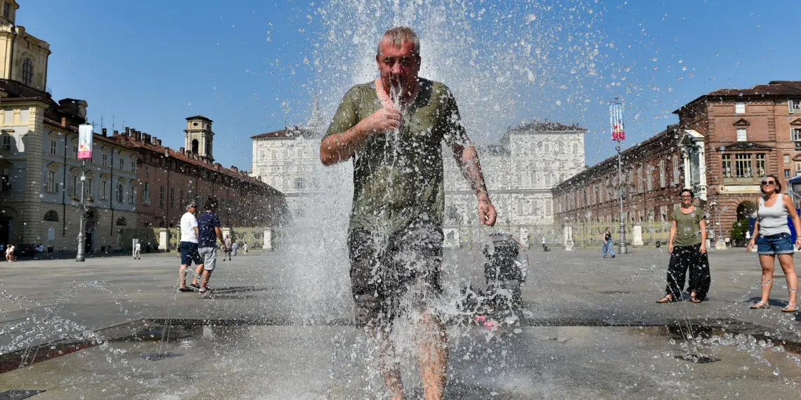 España sufre una ola de calor con temperaturas extremas de más de 40 grados