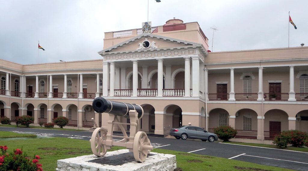 Guyana reafirma su compromiso de resolver disputa con Venezuela de forma pacífica y legal