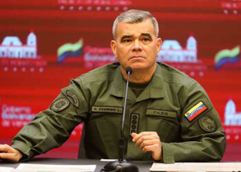 Venezuela anuncia despliegue de buques venezolanos en El Caribe para combatir el narcotráfico