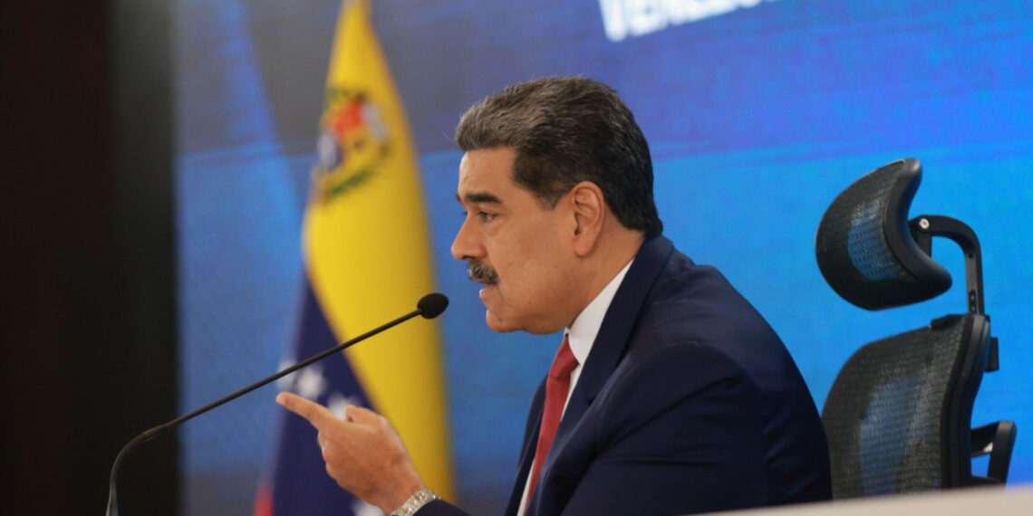 Maduro: «amenazas militares» de EE UU son un «problema de carácter internacional»