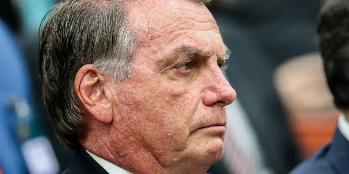 Condenan a Bolsonaro a 27 años y 3 meses de prisión