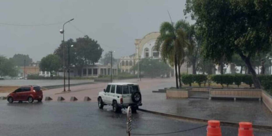 Atienden afectaciones por las precipitaciones en Falcón