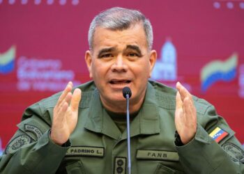 Venezuela denuncia vuelos frecuentes de aviones militares de EE.UU. cerca de sus costas