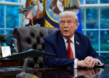 Trump dijo que EE UU monitoreará “muy seriamente” a narcos en tierra