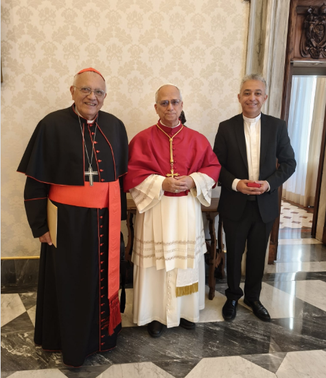 Cardenal Baltazar Porras sostuvo un encuentro privado con el papa León XIV