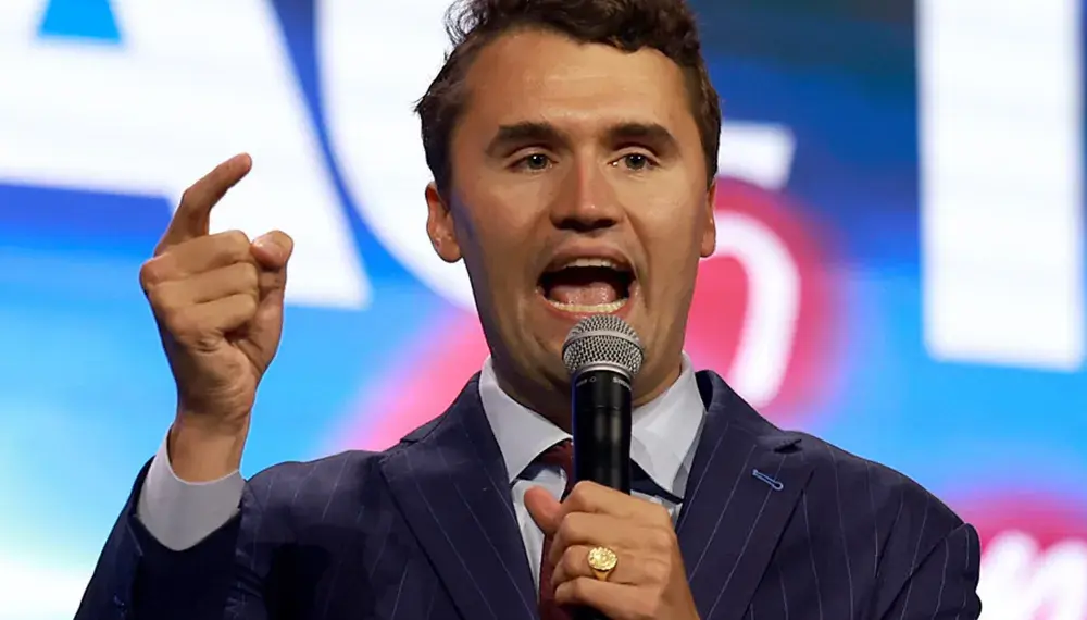EE UU revocó la visa a seis personas por burlarse de la muerte de Charlie Kirk