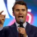 EE UU revocó la visa a seis personas por burlarse de la muerte de Charlie Kirk