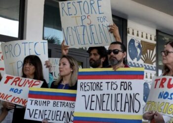 Exiliados piden a Trump diferir la deportación de los venezolanos
