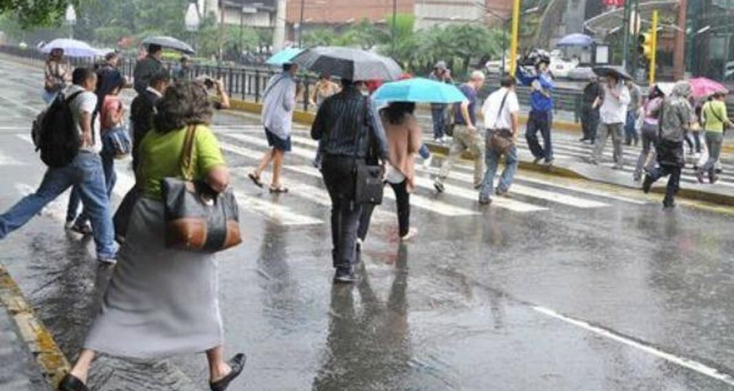 Para este lunes se espera nubosidad parcial con áreas despejadas en gran parte del país