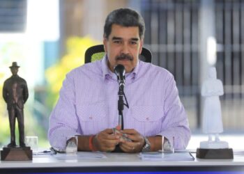Maduro advierte que Venezuela cuenta con «más de 5.000» misiles para la defensa antiaérea
