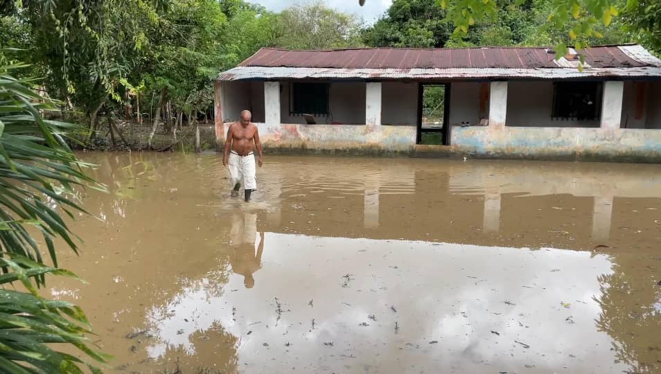 200 viviendas resultaron afectadas por la crecida del río Amana en Maturín