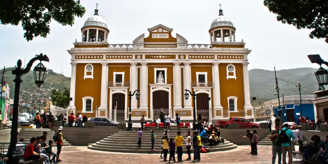 La Pastora transmitirá en pantalla gigante la canonización de José Gregorio Hernández y Carmen Rendiles