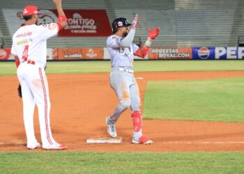 Tigres de Aragua vence 8-3 a Cardenales de Lara en el inicio del béisbol de Venezuela
