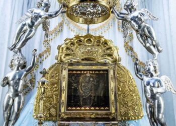Zuliano celebrarán la baja de la virgen de Chiquinquirá
