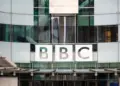 La BBC se disculpa ante Trump un día antes de que expire su ultimátum