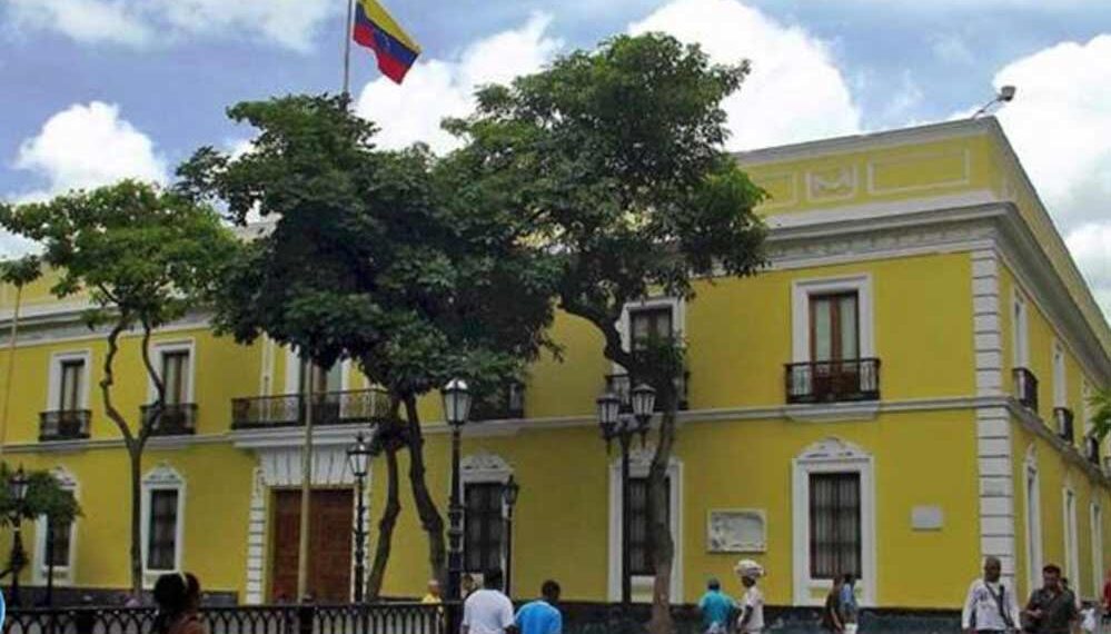 Venezuela dice que designación sobre «inexistente cartel de los soles» busca justificar intervención