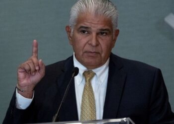 Presidente de Panamá dice que su país no presta territorio para ningún acto hostil contra Venezuela