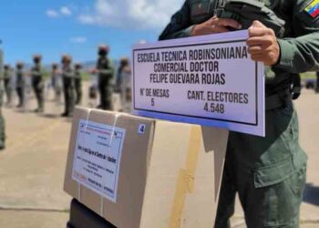 FANB garantiza la seguridad y custodia al CNE para la consulta popular del 23 de noviembre