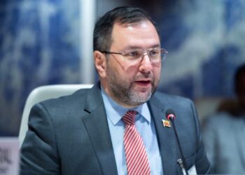 Yván Gil: «Ni un euro» de la ayuda humanitaria de la UE llega al pueblo venezolano