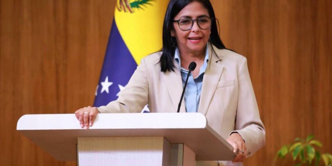 Vicepresidenta destaca la labor de aerolíneas al expandir conectividad