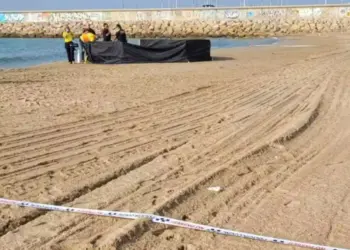 Niño venezolano sometido a torturas en España fue encontrado muerto en una playa