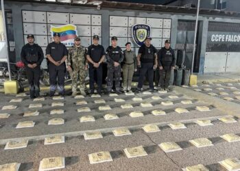Desmantelan campamento clandestino e incautan 359 panelas de droga en Falcón