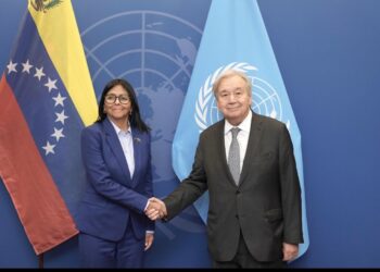 António Guterres recibe a la presidenta Delcy Rodríguez en la sede de la ONU