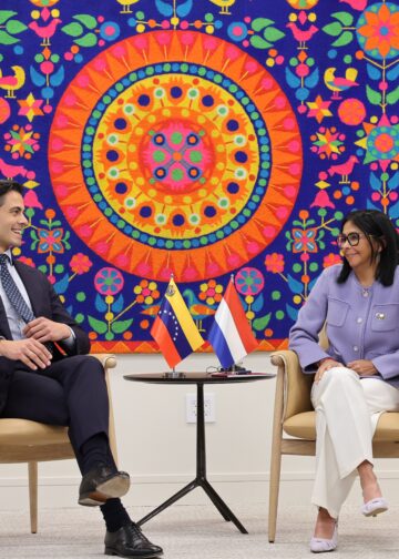 Delcy Rodríguez sostiene encuentro con Rob Jetten, primer ministro de Países Bajos, en Nueva York