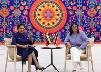 Delcy Rodríguez se reúne con la primera ministra de Trinidad y Tobago en Nueva York