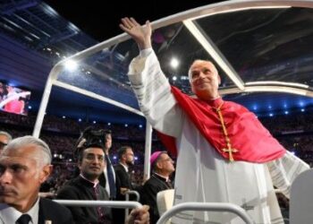 El Papa León XIV exhorta a la juventud francesa a elegir el bien y el diálogo interreligioso