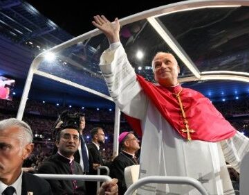 El Papa León XIV exhorta a la juventud francesa a elegir el bien y el diálogo interreligioso