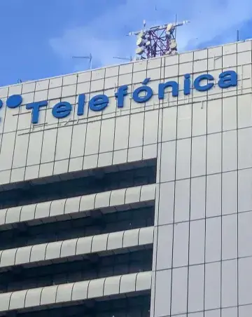 Telefónica evalúa la venta de su filial en Venezuela para concretar su salida del mercado local en un año