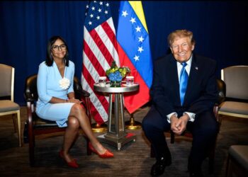 Donald Trump: Trabajamos bien con Delcy Rodríguez, pero para las elecciones es demasiado pronto
