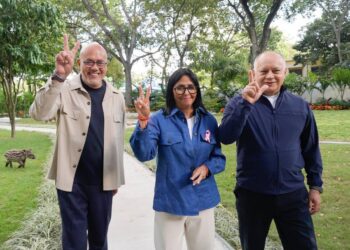 Delcy Rodríguez destaca agenda de trabajo y anuncia el inicio de las festividades navideñas