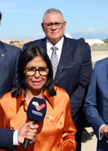 Delcy Rodríguez arriba a Roma para participar en el Foro Mundial de la Alimentación