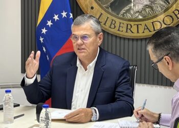 Néstor Méndez asume la presidencia de CONINGAS