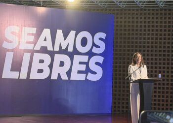 María Corina Machado aborda la relación con Estados Unidos y plantea una transición democrática