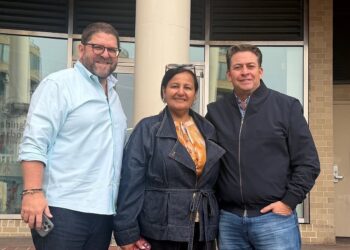 Gustavo Duque se reúne en Whashington con Dinorah Figuera para respaldar la mesa de diálogo