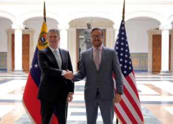 Subsecretario David L. Fogel se reúne con el canciller Félix Plasencia en Caracas